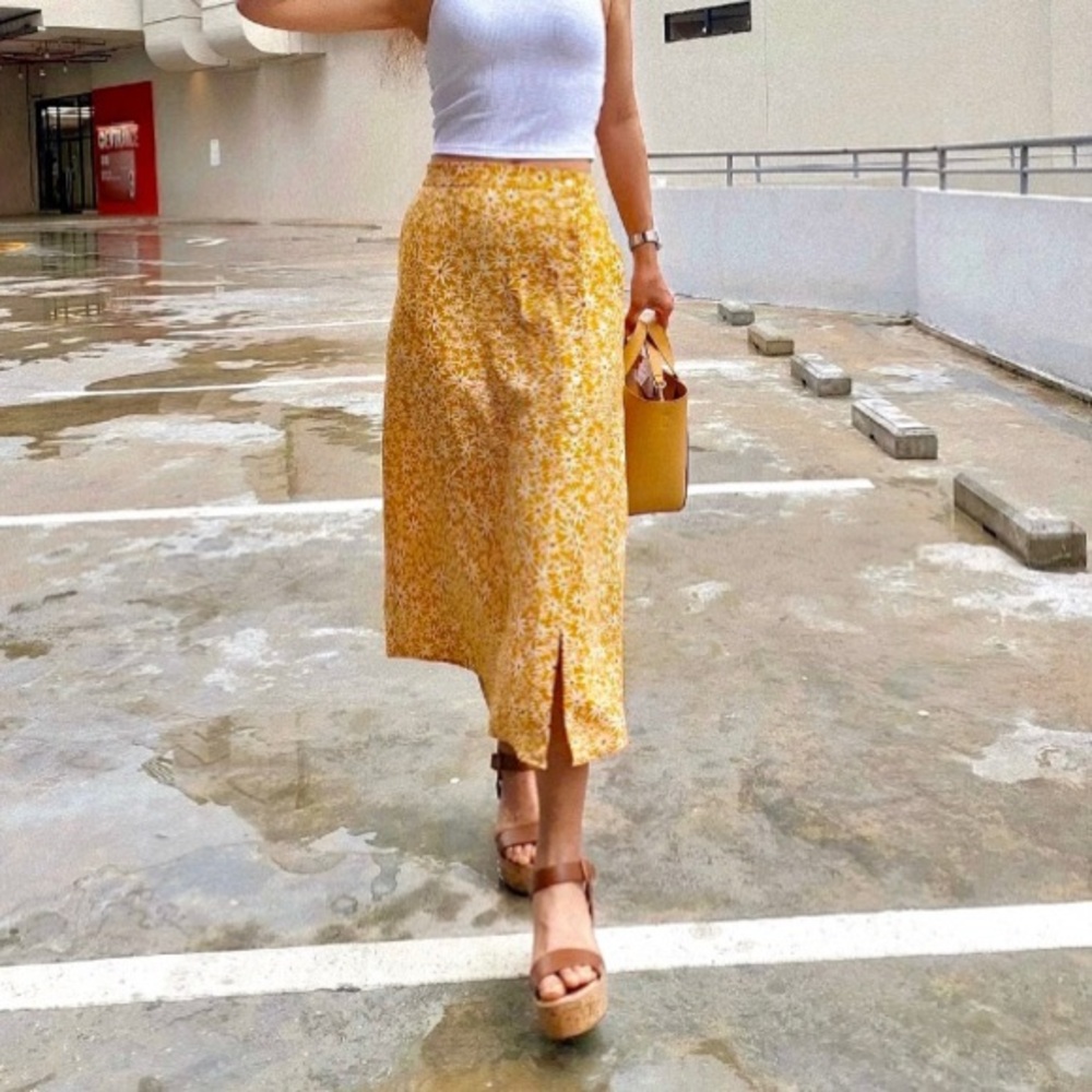 Uniqlo Floral Midi Skirt